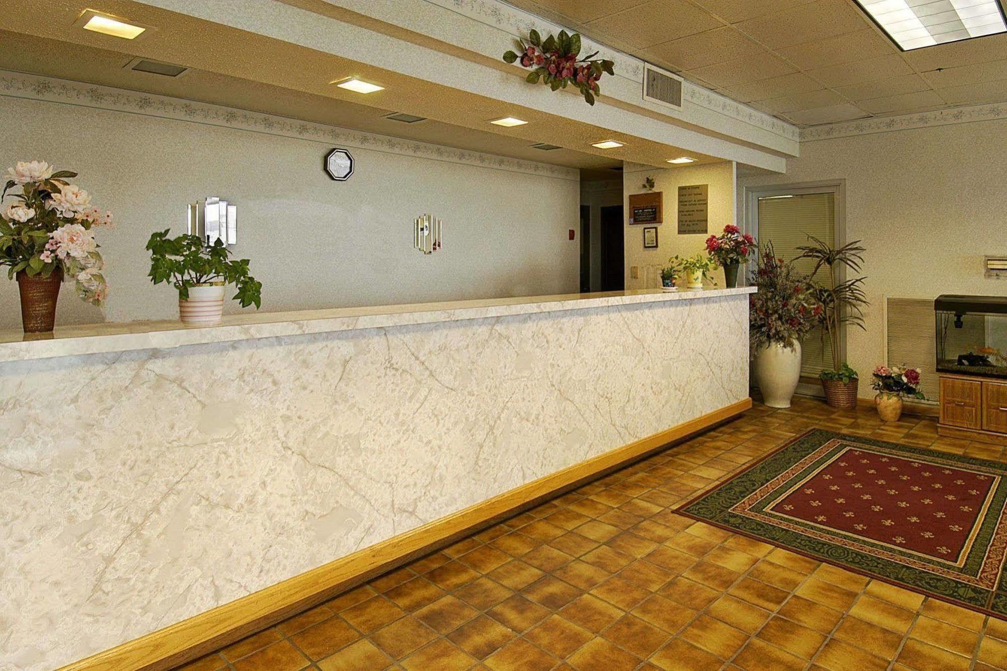 Knights Inn Rantoul מראה חיצוני תמונה